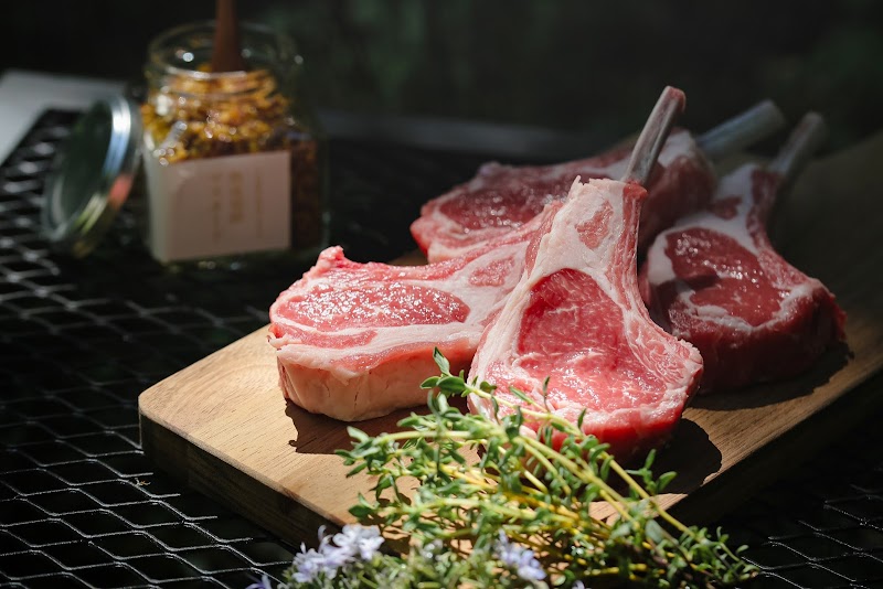 なみかた羊肉店精肉部