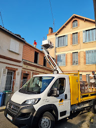 Photo n°15 de Location monte-matériaux - LMO à Rieumes ()