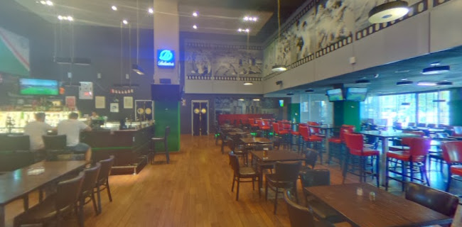 Opinie o Legia Sports Bar w Warszawa - Bar