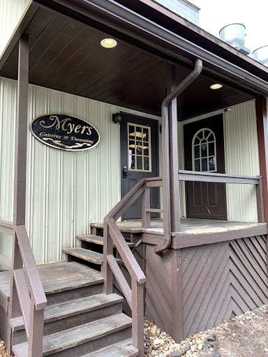 Myers' Catering & Decorating Logo
