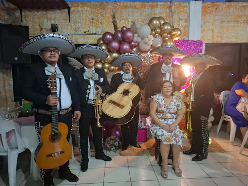 Mariachi Luz de Luna | Mariachis En Villahermosa