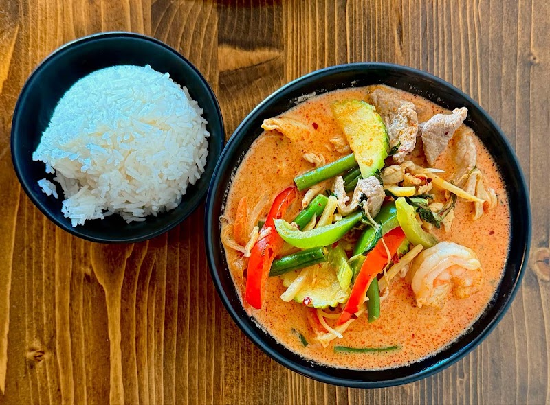 D E Thai Kitchen — photo 13