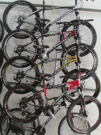 Photos of Alper Cycling