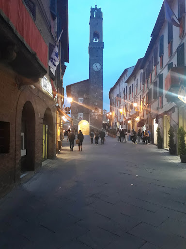 Enoteca Di Piazza Fedolfi Andrea - Thumbnail