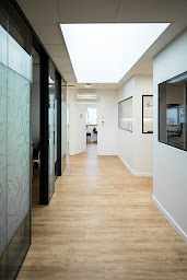 Photo n°5 de Cabinet Dentaire D'Ainay - Implants et esthétique dentaire à Lyon à Lyon (Parodontiste spécialiste des implants dentaires)