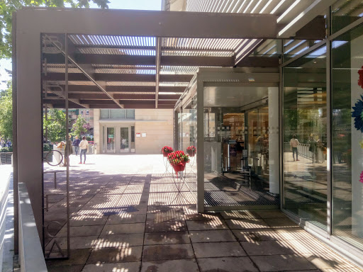 Biblioteca Central de Cerdanyola - Thumbnail