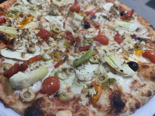 Photo 3 - FAMILY PIZZA