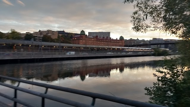 Fredhällsbadet