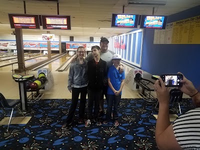 Bowlaway Lanes