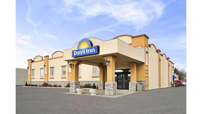 Days Inn by Wyndham Brampton