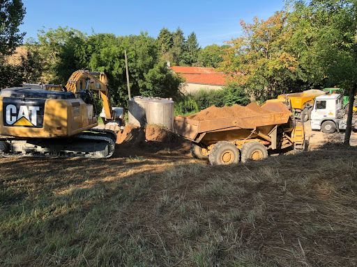 Photo de CHARRIER FÈVRE - Aménagement et agencement extérieur en bois pour particuliers, professionnels et collectivités. à Sainte-Florence (85140)