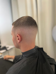 Photo n°20 de Cut.hitch à Carbon-Blanc (Barbier)