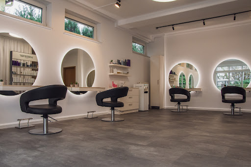 PHI Hair & Cosmetics