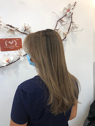 Photo n°18 de L’atelier de l’Art Coiffure à Paris (Bar à sourcils)