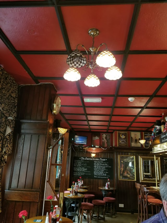 The Queens Larder