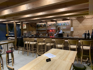 Photo n°10 de Vars Coquillages à Vars (Restaurant de sushis)