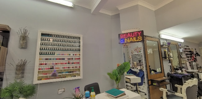 Tower Nails & Spa - London