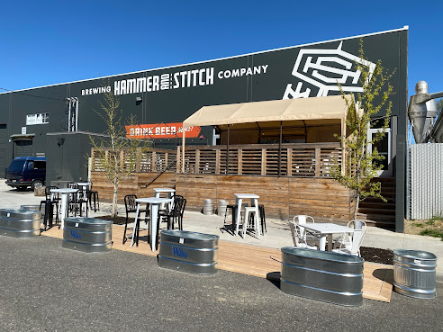 Hammer & Stitch Brewing Co. by null