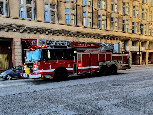 Chicago Fire Department Engine 98 - Thumbnail