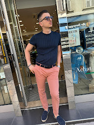 Photo n°25 de CapriLuxury La Moda Italiana Beaune - Chemise Sur Mesure - Achat et Vente Sacs de luxe à Beaune (Tailleur)