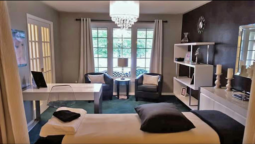 Bonnie's Beauty Boutique - Canada