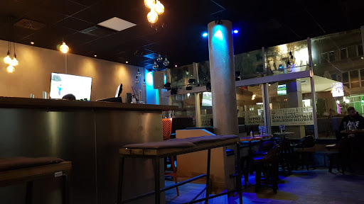 Gecko Bar u. Cafe