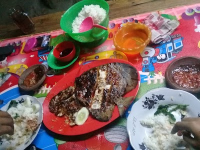 Photos of warung pak untung ikan bakar