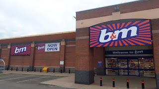 B&M Store