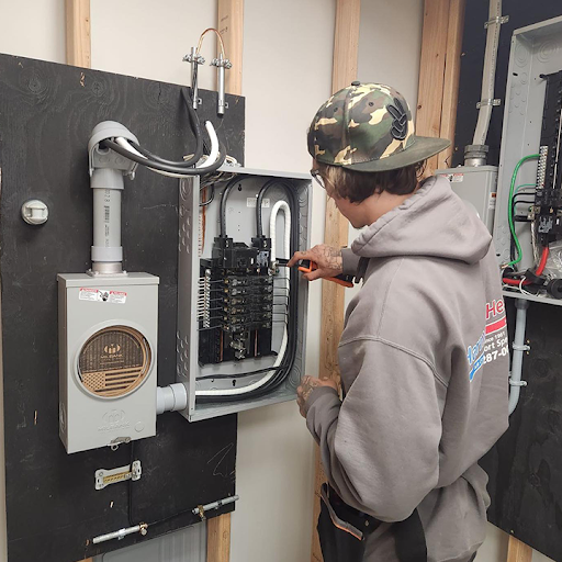 Warshauer Tech Electrician Training and Continuing Education