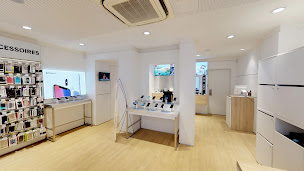 Photo n°16 de Boutique SFR Bois Colombes à Bois-Colombes (Opérateur téléphonique)