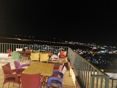 Photos of مننزه وحديقة ألعاب الشهيد معاذ الكساسبة