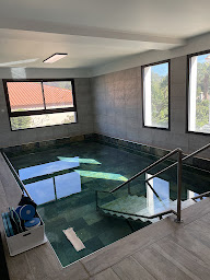 Photo n°1 de Lorenzo Cimino - Kinésithérapie et Balnéothérapie à Carry-le-Rouet (Kinésithérapeute)