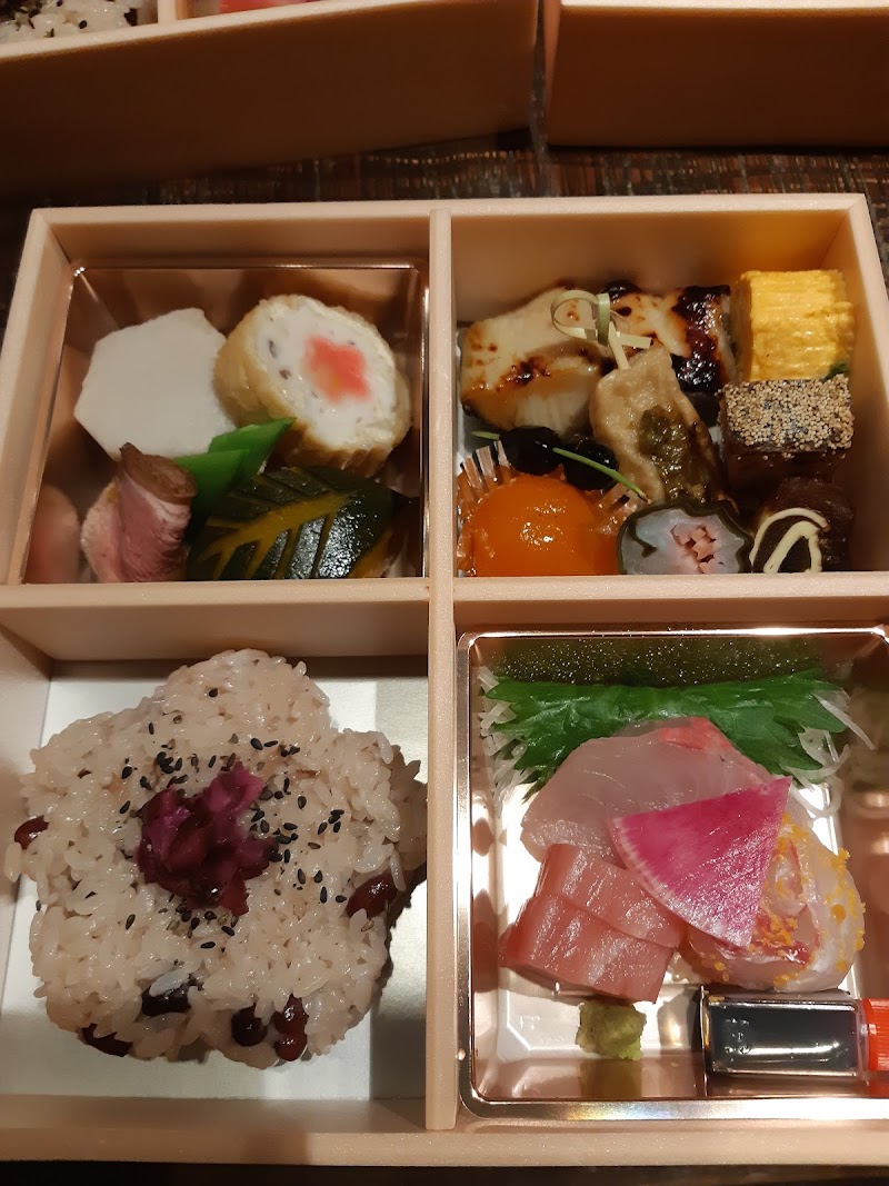 食酒処 かまど茶屋