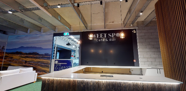 SWEET SPOT Indoor Golf - Golf Club