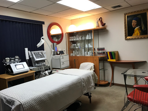 San San's Day Spa Gallery - United States
