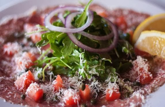 George's Restaurant & Lounge by null