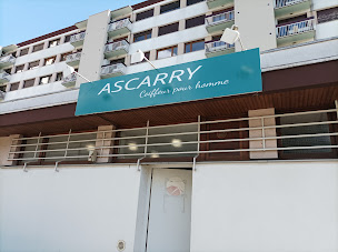 Photo n°16 de Ascarry Coiffeur Pour Homme à Saint-Égrève (Salon de coiffure)