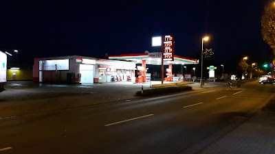 Gas Station