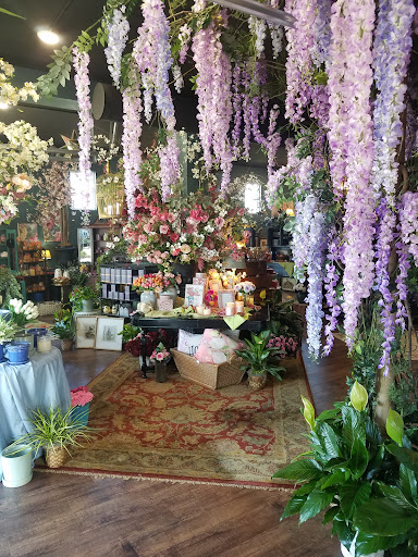 Mary & Martha's Florist & Gifts - Thumbnail