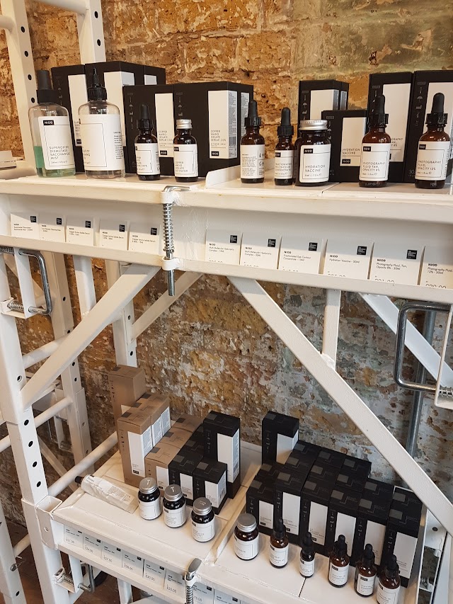 DECIEM The Abnormal Beauty Company