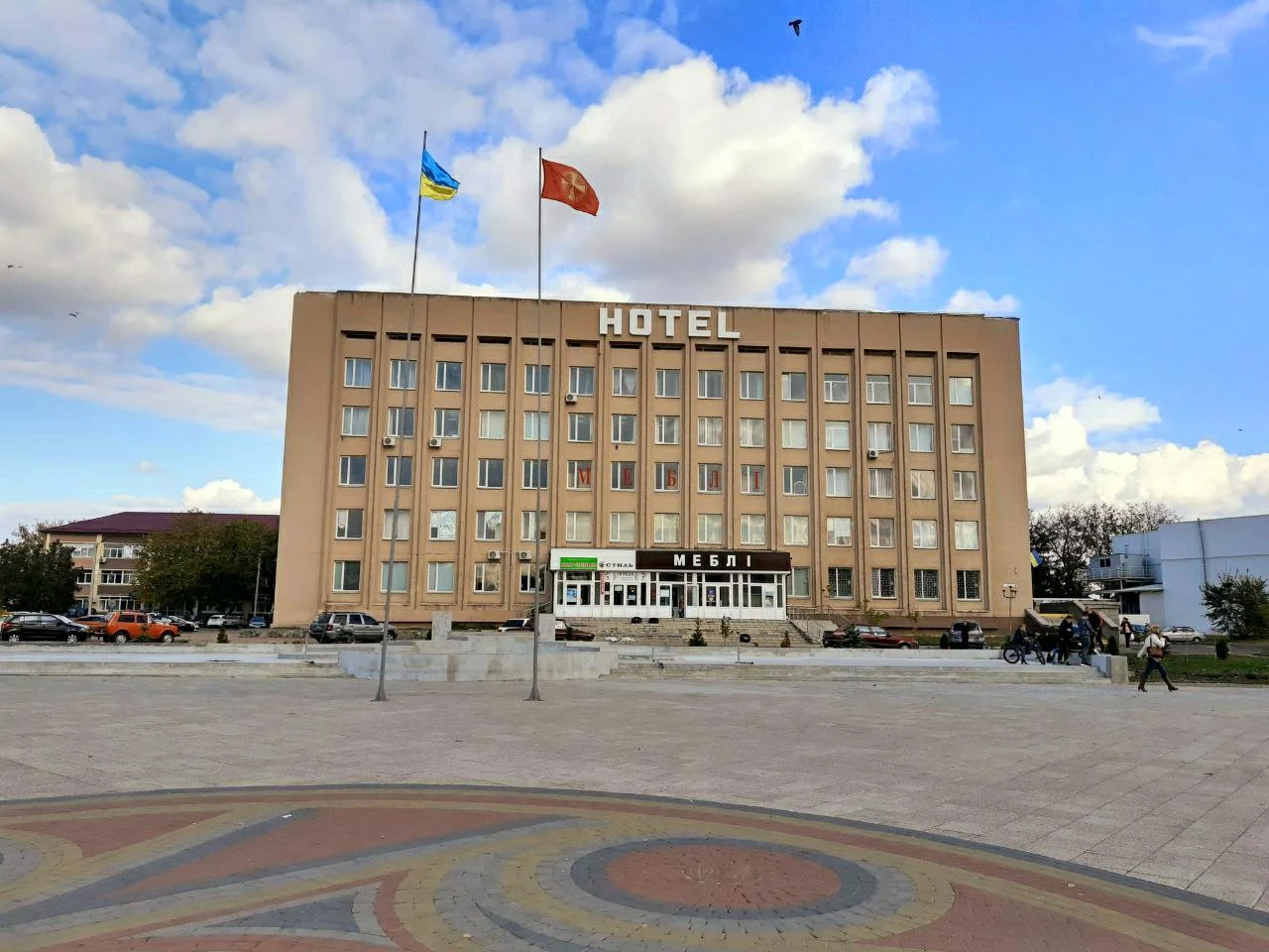 Отель Мередиан