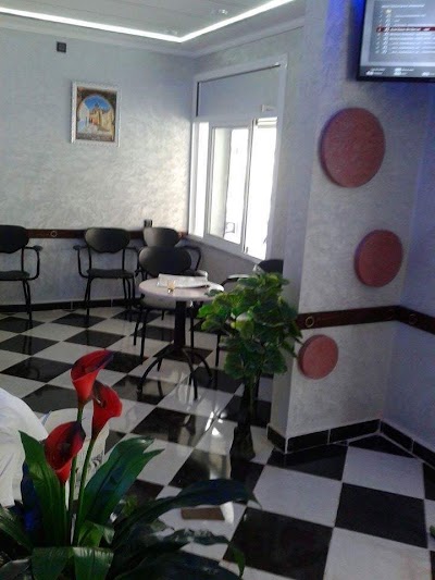 Photos of Caf&eacute; Dghoughi