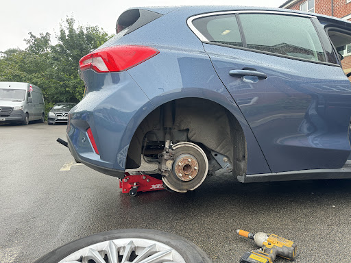 Andrew Autoworks Brakes, Servicing, Suspension Mobile Mechanic - Thumbnail