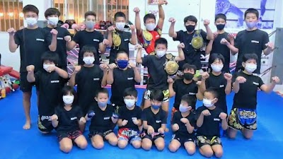 RIOT GYM宜野湾本店