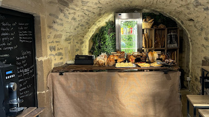 Dépôt de pain la petite Maurice