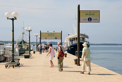 Photos of Trajektna luka Pula