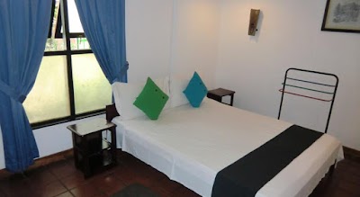 Photos of Settle Inn Tourist Lodge