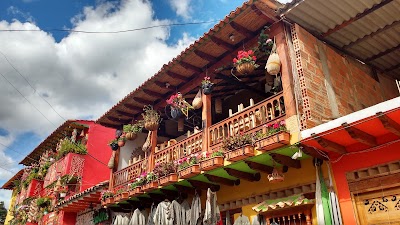 Photos of Raquira Main Park