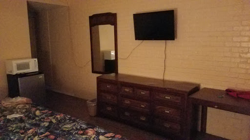 Economy Inn - Thumbnail