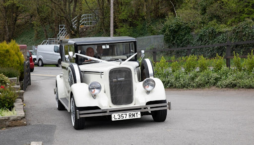 Exclusive Wedding Cars - Thumbnail